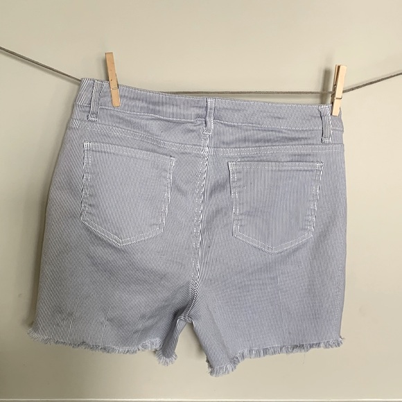 Needle & Cloth short - Picture 2 of 4